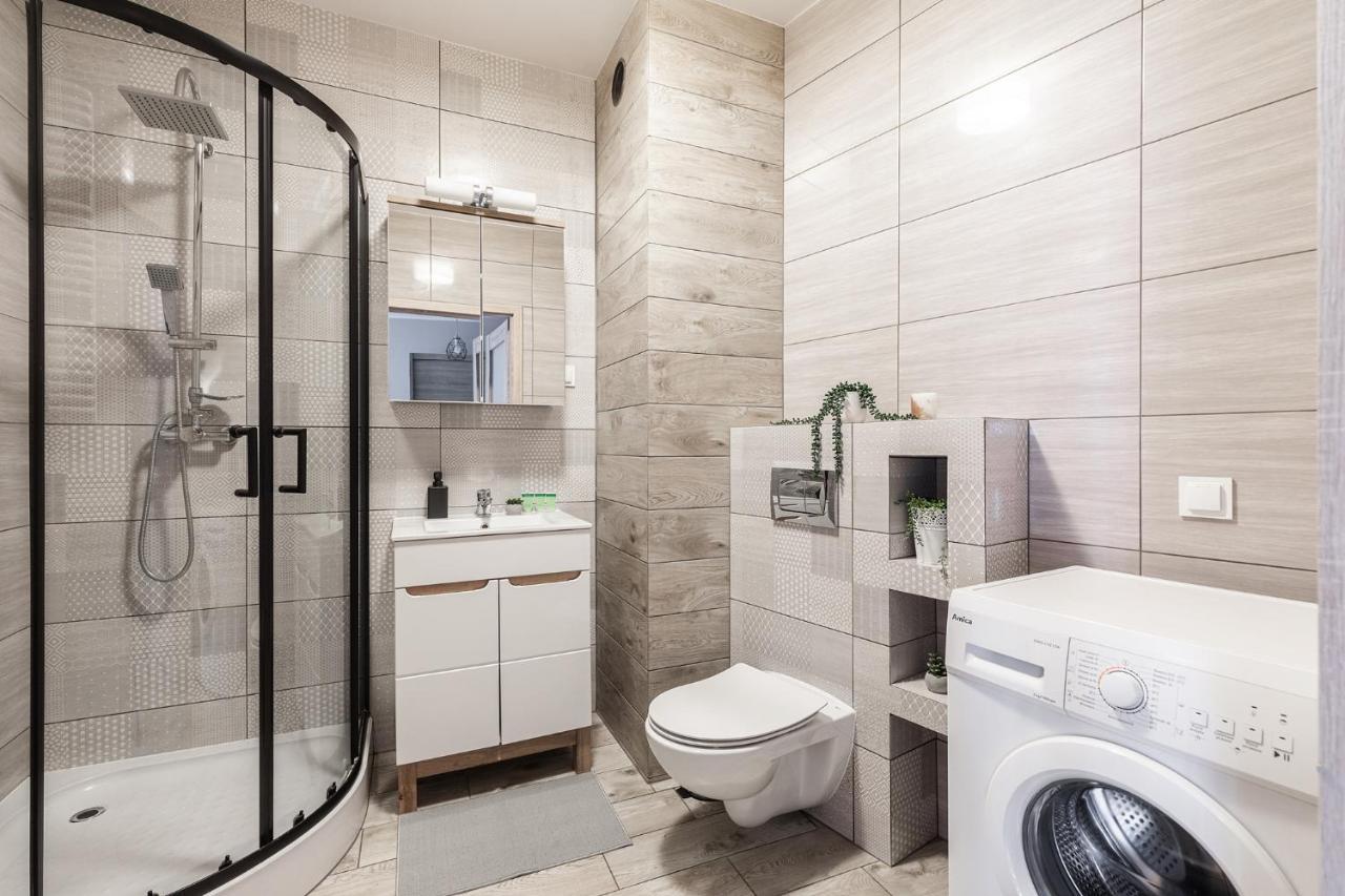 Superapart Stalowa 39 Modern Unit With Kitchen & Wifi วอร์ซอ ภายนอก รูปภาพ